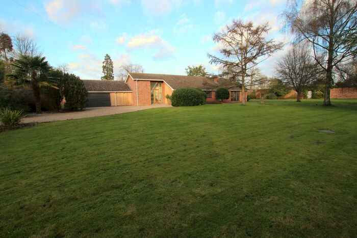 4 Bedroom Detached House To Rent In Hall Lane, Colston Bassett, NG12