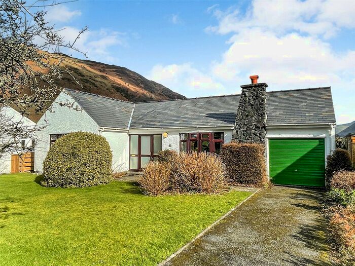 3 Bedroom Bungalow For Sale In Tan Y Fedw, Abergynolwyn, Tywyn, Gwynedd, LL36