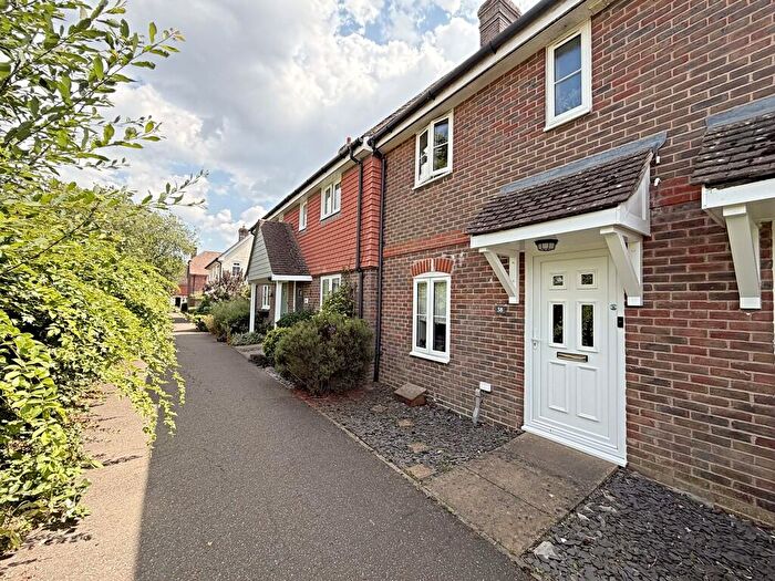 3 Bedroom Terraced House For Sale In Luxford Way, RH14