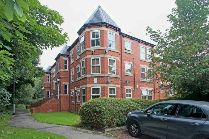2 Bedroom Flat To Rent In Bridgewater Court, Grove Lane, Headingley, Leeds, LS6
