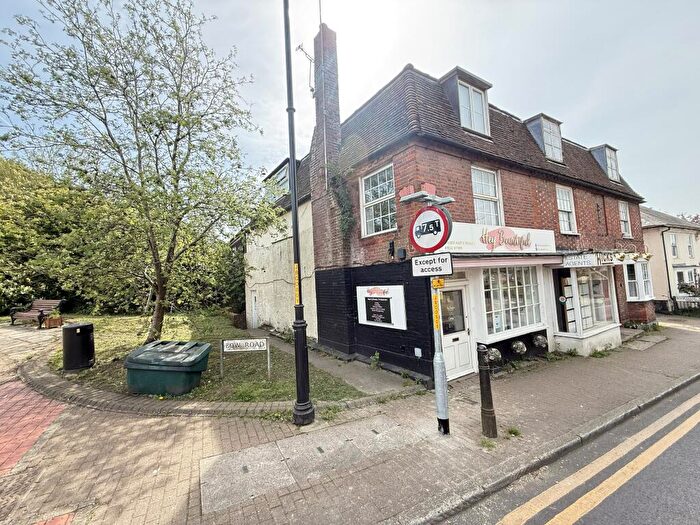 Flat To Rent In Bow Road, ME18