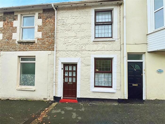 2 Bedroom Terraced House For Sale In Victoria Street, Ventnor, Isle Of Wight, PO38