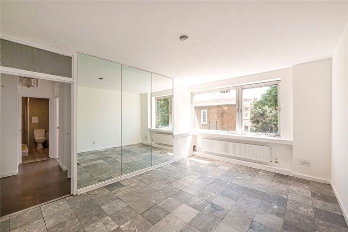 1 Bedroom Flat For Sale In Kendal Street, London, W2