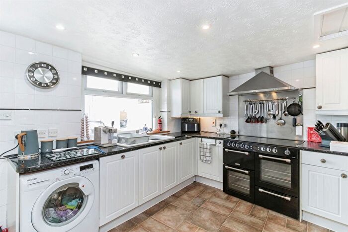2 Bedroom End Of Terrace House For Sale In Eaton Place, Paignton, TQ4