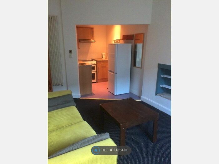 1 Bedroom Flat To Rent In Watson Crescent, Edinburgh, EH11