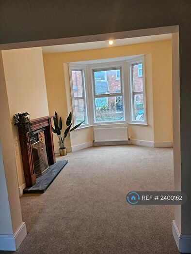 3 Bedroom Terraced House To Rent In Wellington Road, Exeter, EX2