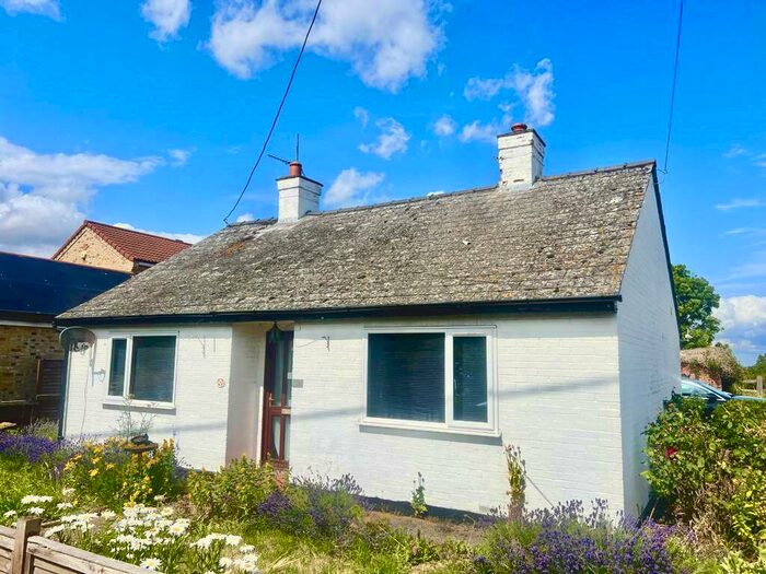 3 Bedroom Bungalow To Rent In North Street, Wicken, Ely, CB7