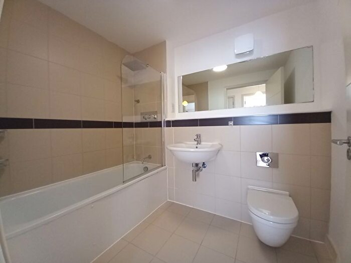 1 Bedroom Flat To Rent In Elm Grove, Wimbledon, London, SW19