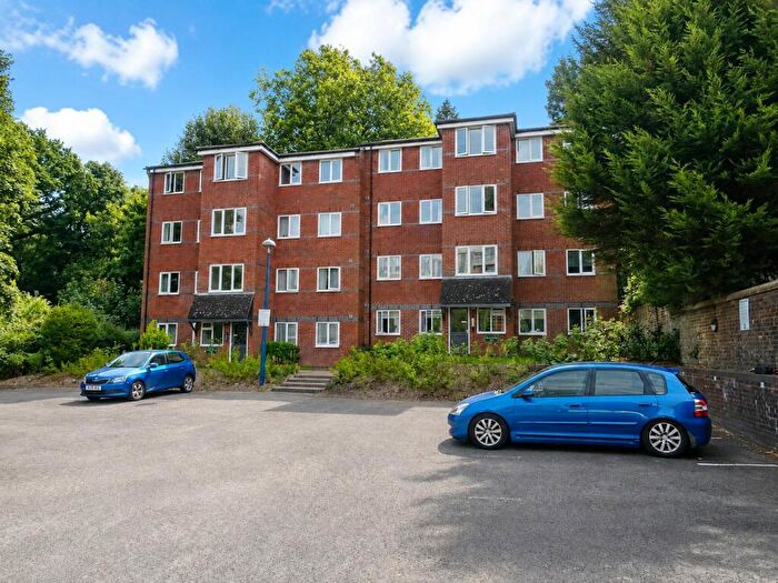 1 Bedroom Flat To Rent In Perrymount Road, Haywards Heath, RH16