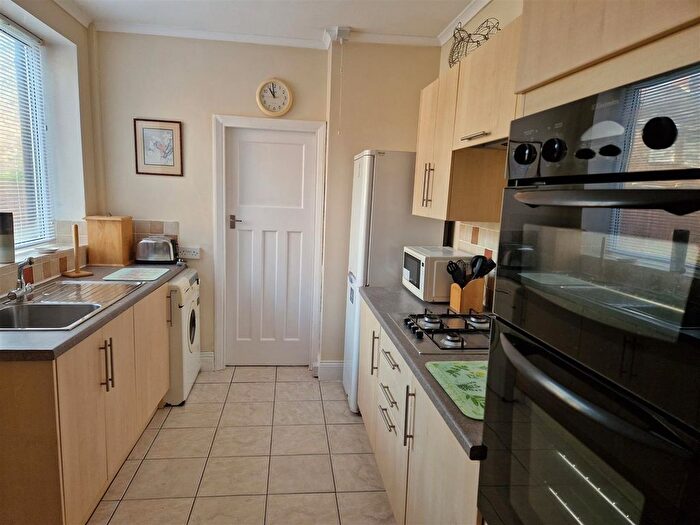 2 Bedroom Flat To Rent In St Albans Crescent, Heaton, NE6