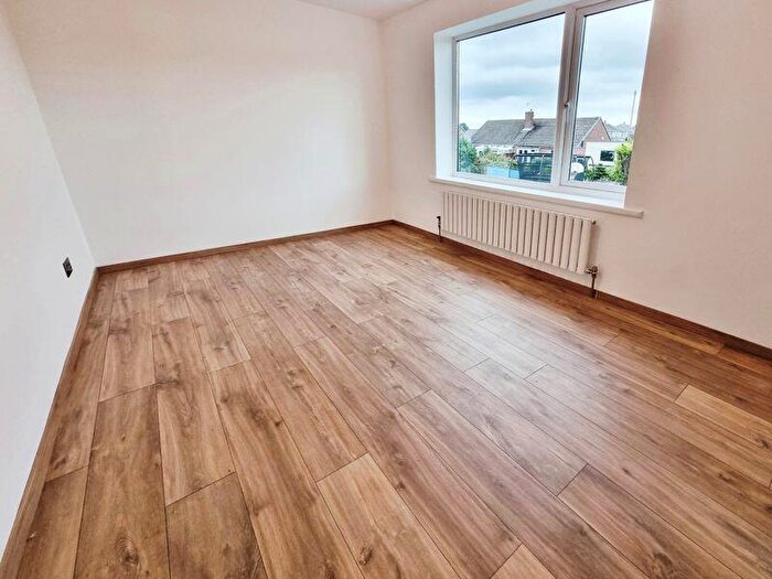 3 Bedroom Semi-Detached House For Sale In Wedmore Road, Hillheads Estate, NE5