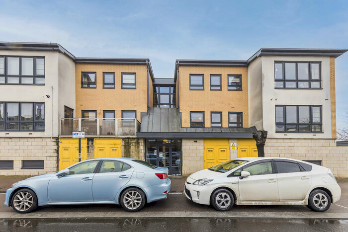 2 Bedroom Flat To Rent In Plaza Heights, Maud Road, E10