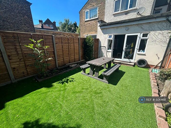 7 Bedroom Terraced House To Rent In Alloa Road, London, SE8