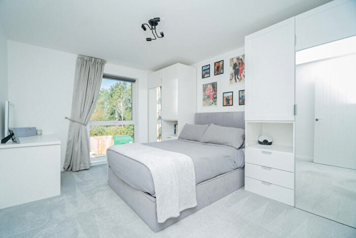2 Bedroom Apartment For Sale In Twain Way, Tattenhoe Park, Milton Keynes, MK4