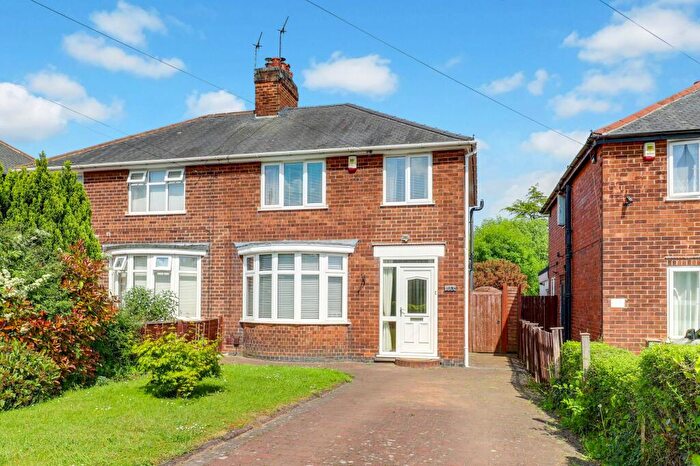 3 Bedroom Semi Detached House For Sale In Nottingham Road, Hucknall, NG15