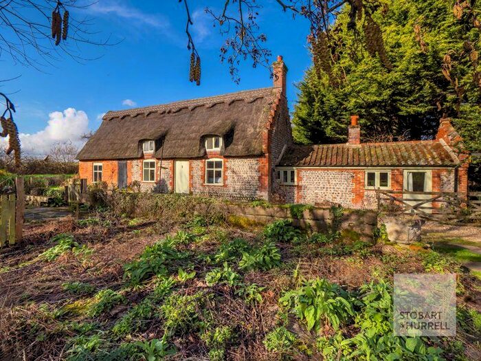 3 Bedroom Detached House For Sale In The Thatched Cottage, Aylmerton Road, Sustead, Norfolk, NR11