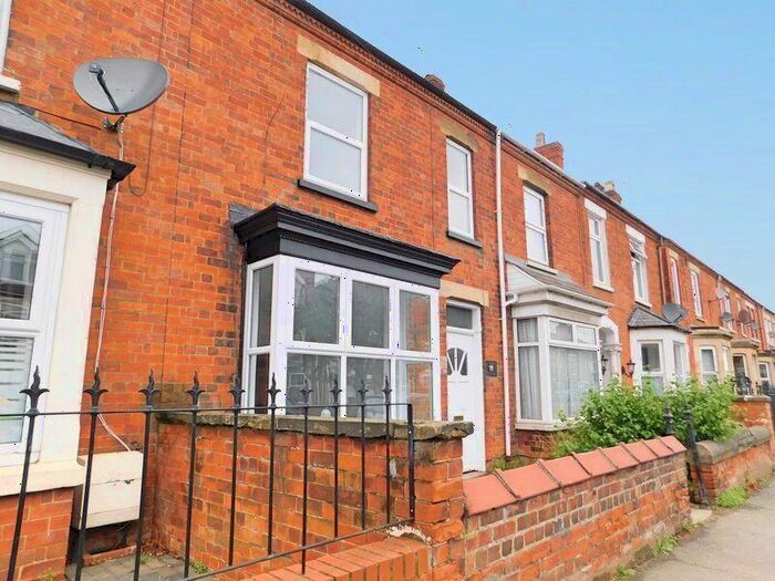 3 Bedroom Terraced House To Rent In Harlaxton Road, Grantham, NG31