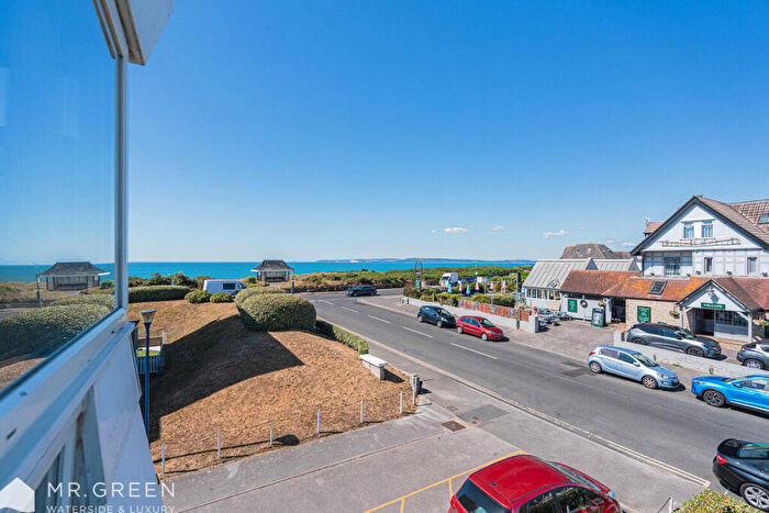2 Bedroom Flat For Sale In Southbourne Sands, Stourwood Avenue, Bournemouth, BH6