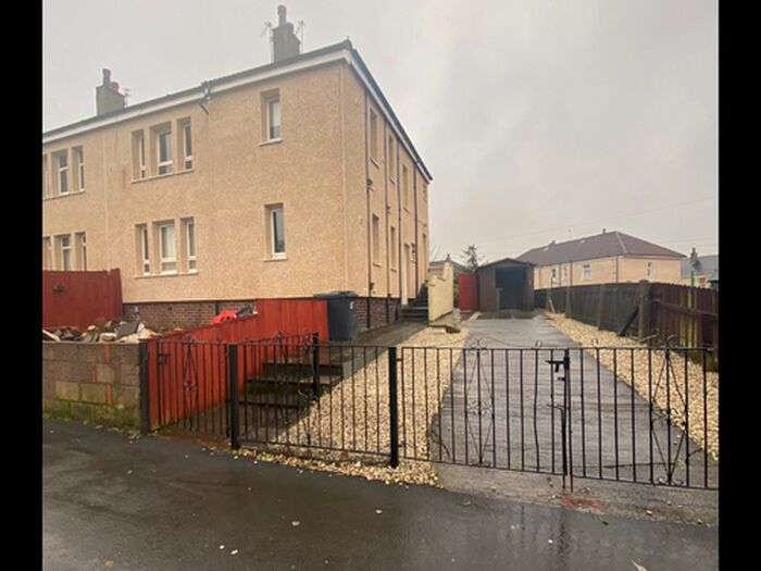 2 Bedroom Flat To Rent In Netherhlll Road, Paisley, PA3