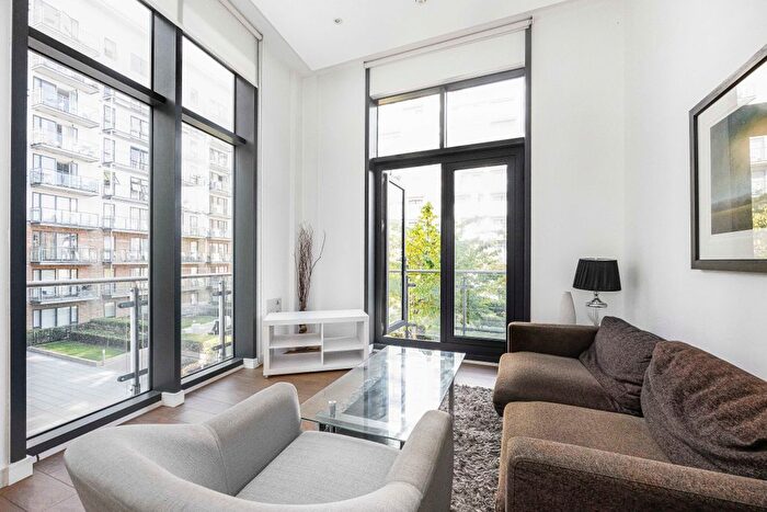 2 Bedroom Flat To Rent In Seven Sea Gardens, London, E3