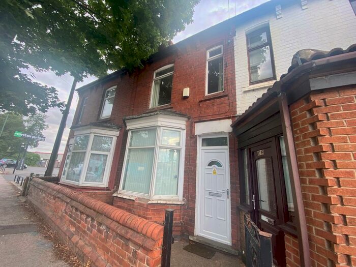 3 Bedroom House To Rent In Nuthall Road, NG8