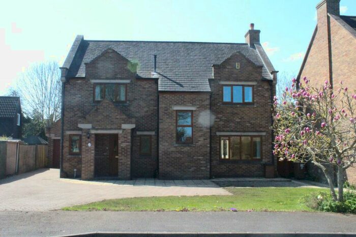 4 Bedroom Detached House To Rent In The Mounts, Long Buckby, Northampton, NN6