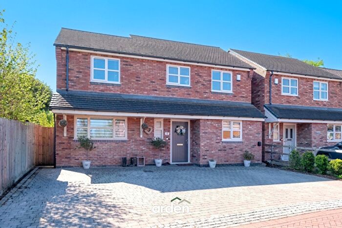 3 Bedroom Detached House For Sale In Shaw Lane, Stoke Prior, B60