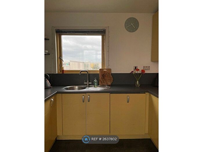 1 Bedroom Flat To Rent In Edison Court, London, SE10