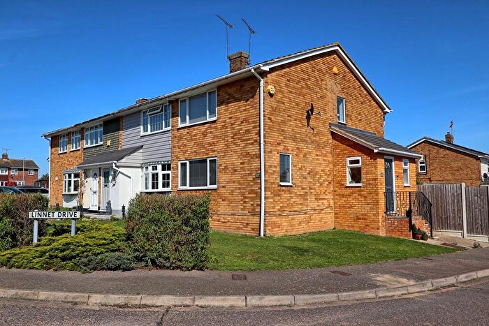 2 Bedroom Semi Detached House For Sale In Sth.Benfleet, SS7