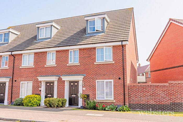 3 Bedroom End Of Terrace House For Sale In Overstrand Way, Sprowston, NR7
