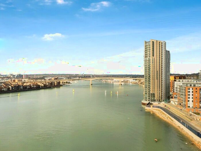 2 Bedroom Penthouse To Rent In Centenary Plaza, Southampton, SO19