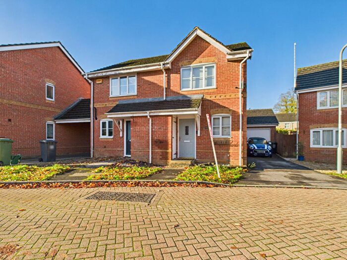 2 Bedroom Semi Detached House For Sale In Oceana Crescent, Beggarwood, Basingstoke, RG22