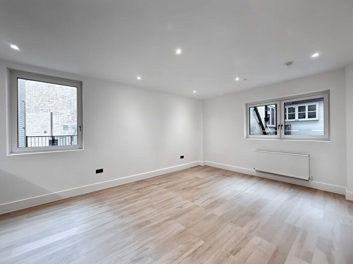 1 Bedroom Flat To Rent In St. Johns Street, Colchester, CO2