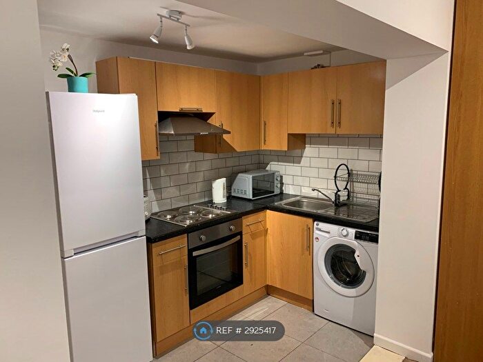 1 Bedroom Flat To Rent In Station Road, Queensferry, CH5