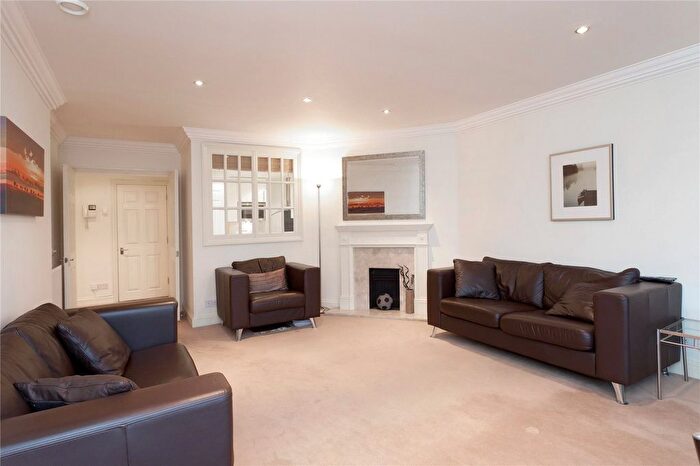 1 Bedroom Flat To Rent In Wimbledon Hill Road, Wimbledon, London, SW19