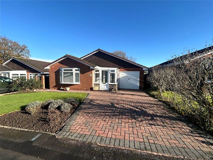 4 Bedroom Bungalow For Sale In Rippon Close, Tiverton, Devon, EX16