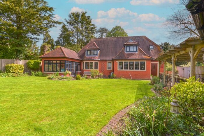 4 Bedroom Detached House For Sale In Main Street, Keevil, Trowbridge, Wiltshire, BA14