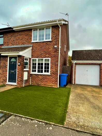 2 Bedroom Property To Rent In Broadoak Close, Carlton Colville, Lowestoft NR33