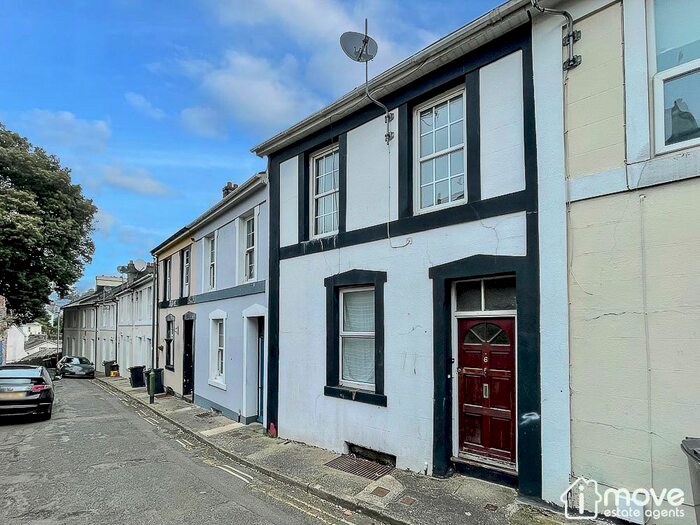 1 Bedroom Flat To Rent In Brunswick Terrace, Torquay, TQ1