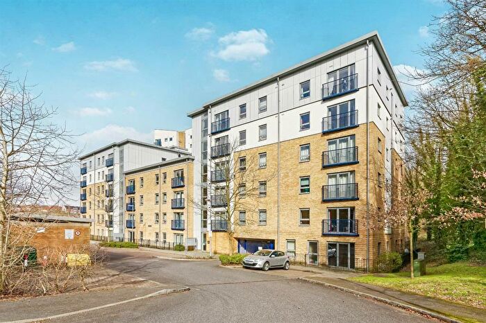 1 Bedroom Apartment To Rent In Priestley Road, Basingstoke, RG24