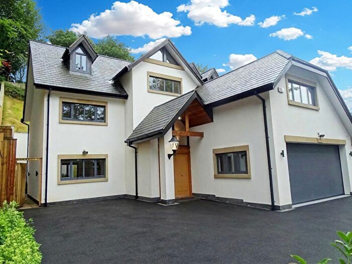 6 Bedroom Detached House For Sale In Shrewsbury Road, Prestwich, M25