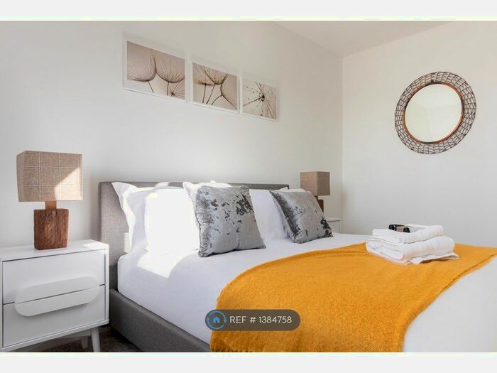 2 Bedroom Flat To Rent In Wheatsheaf Court, Colchester, CO1