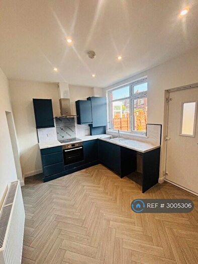 2 Bedroom Terraced House To Rent In Grosvenor St, Manchester, M34