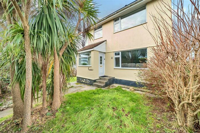 3 Bedroom Semi-Detached House For Sale In Challis Avenue, St. Mawgan, Newquay, TR8
