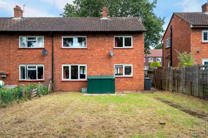 3 Bedroom Semi-Detached House To Rent In Cabell Road, Guildford, GU2