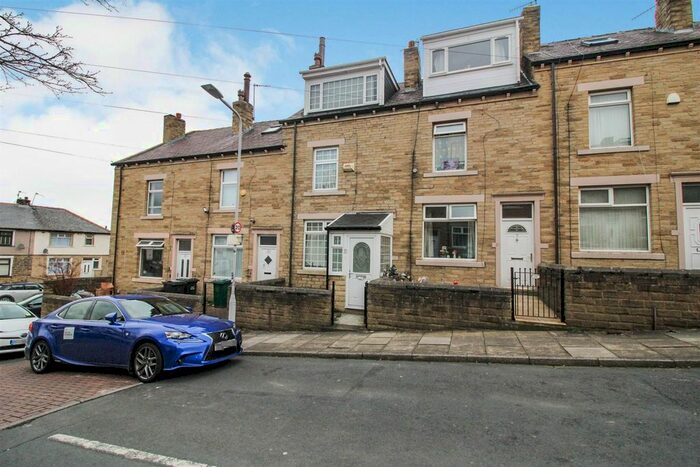 3 Bedroom Terraced House For Sale In Ramsey Street, Bradford, BD5