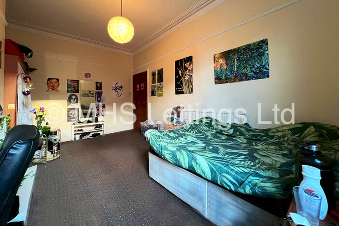 8 Bedroom Terraced House To Rent In Clarendon Road, Leeds, LS2
