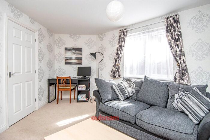 2 Bedroom Semi-Detached House For Sale In Bewell Head, Bromsgrove, Worcestershire, B61