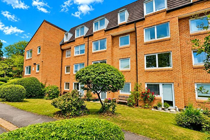 1 Bedroom Flat For Sale In Mount Hermon Road, Woking, Surrey, GU22