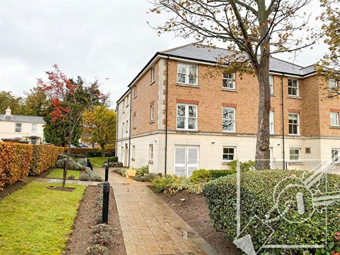 Property For Sale In Glen View, Gravesend, DA12